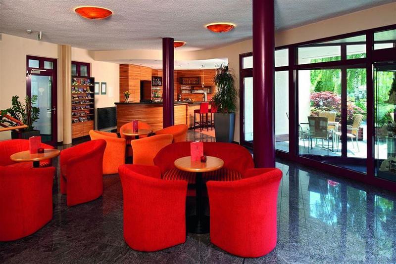 Parkhotel Neustadt Нойштадт-ин-Захзен Экстерьер фото